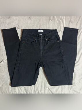 Good American Skinny High-Rise Jeans — Black